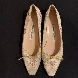 MANOLO BLAHNIK flat shoes